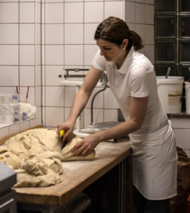Anika Schäfer, Inhaberin der Albkorn-Bäckerei Sautter in Eningen u.A.